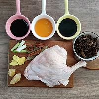 梅干菜酱鸭腿的做法图解1