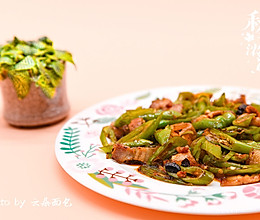 辣椒炒肉——黯然销魂下饭菜的做法