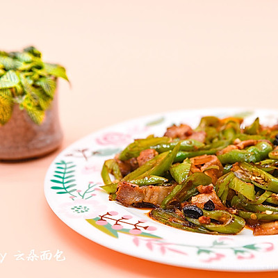 辣椒炒肉——黯然销魂下饭菜