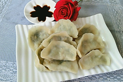韭菜鸡蛋粉丝馅饺子