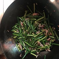 炒韭菜苔的做法图解5