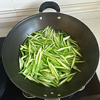 清爽凉拌—芹菜拌虾米的做法图解5