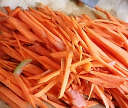 胡萝卜与鸡胸肉的结合的做法