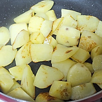 土豆炖鸭腿盖饭的做法图解5