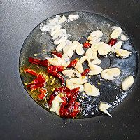下饭菜豆豉鲮鱼油麦菜的做法图解2