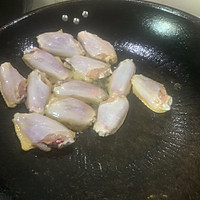 干煎鸡中翅的做法图解3