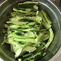 黄瓜面筋的做法图解5