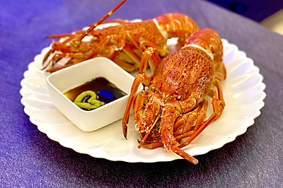 白灼龙虾