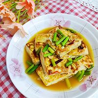#金龙鱼橄调-橄想橄做#蒜苔炖豆腐的做法图解9
