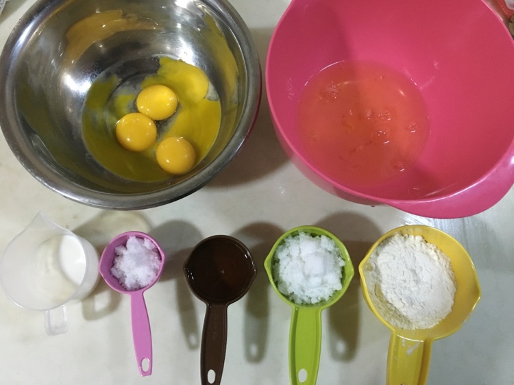 奶油蛋糕卷的做法图解1