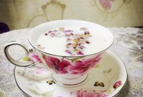 红枣玫瑰花奶茶—简单又好喝的做法