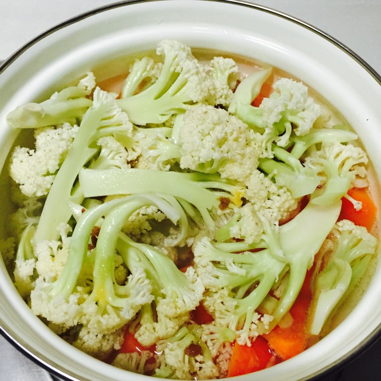 【快手炖菜系列】菜花甘笋煲的做法图解2