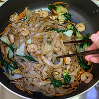虾仁胡萝卜炒河粉（适合各种炒粉、炒面）的做法图解6