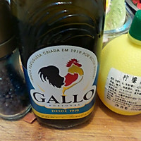 橄露Gallo经典特级初榨橄榄油试用之金枪鱼蔬果沙拉的做法图解2