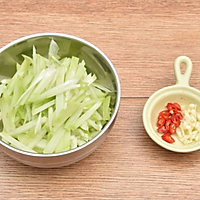 #夏季爽口开胃菜 炝拌佛手瓜的做法图解2