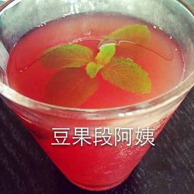 清凉冰饮薄荷酸梅汤