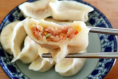 胡萝卜玉米猪肉水饺