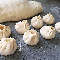 自制三鲜包的做法图解8