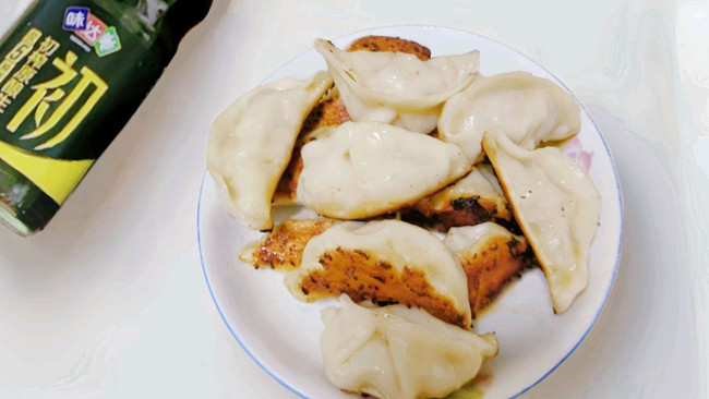#感恩节烹饪挑战赛#大白菜猪肉煎饺的做法