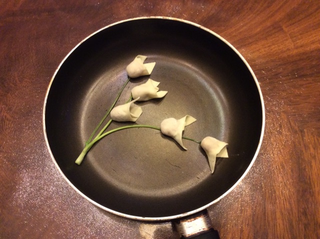 铃兰馄饨