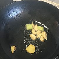 西红柿炖牛腩的做法图解4