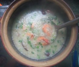 潮汕海鲜砂锅粥的做法