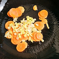 #中秋香聚 美味更圆满#黄瓜炒口蘑的做法图解5