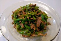 综合汉味菜：青椒牛肉丝~的做法