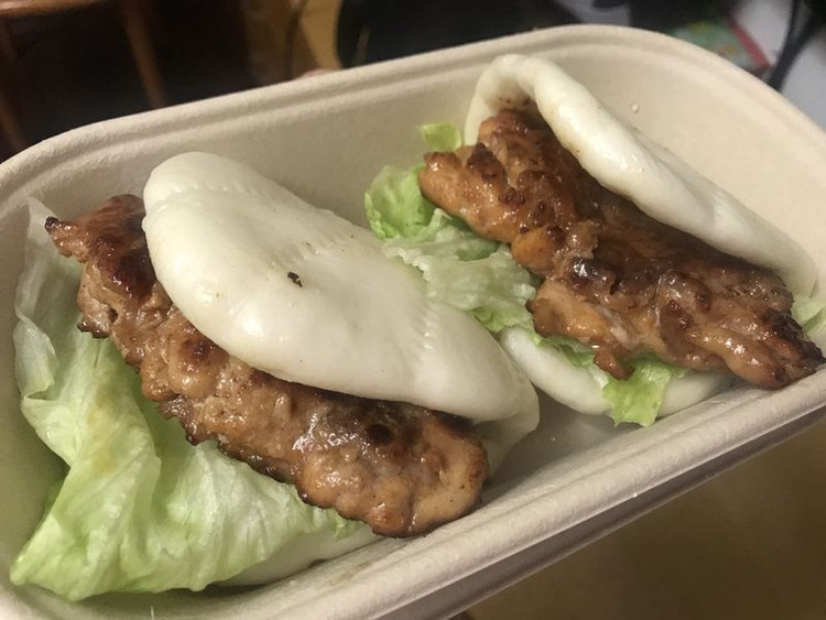 奥尔良鸡腿割包的做法