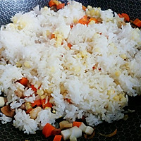 肉香虾芹萝卜饭的做法图解5