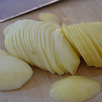 土豆丸子的做法图解2