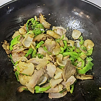 白木耳炒腊肉的做法图解7