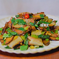 #福气年夜菜#腊肉炒腊芋头的做法图解7