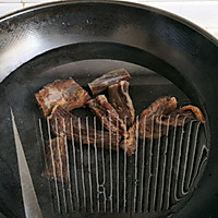 小炒腊牛肉的做法图解1