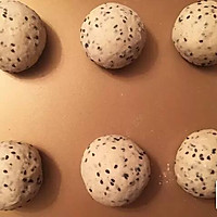 黑芝麻奶酪小餐包的做法图解12