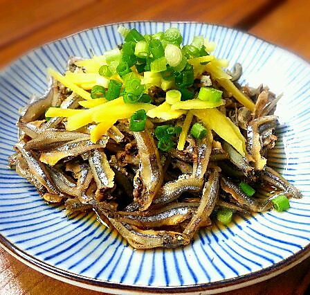 简易微波炉小鱼干（公鱼干）