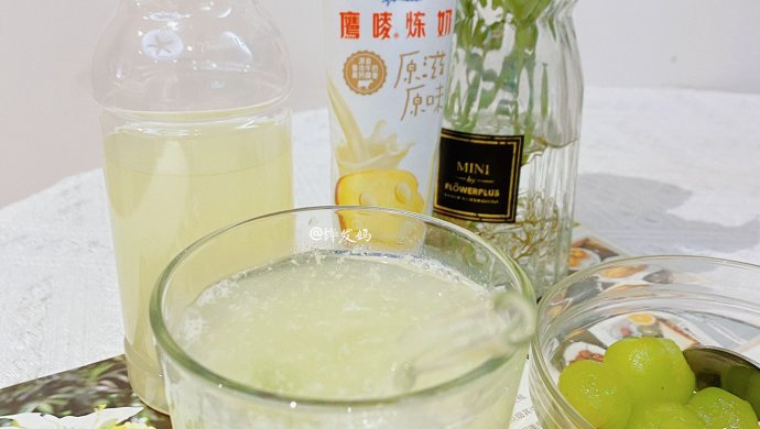 青柠葡萄饮