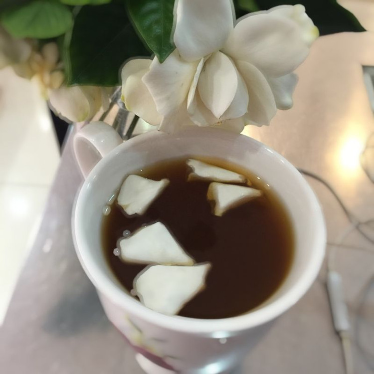 柠檬栀子花红茶～初恋的味道（夏日热饮）的做法