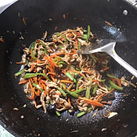 西部鱼香肉丝的做法图解7