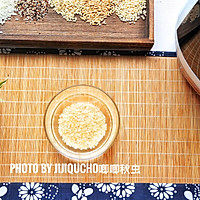 降三高减脂的糙米藜麦杂粮饭的做法图解2
