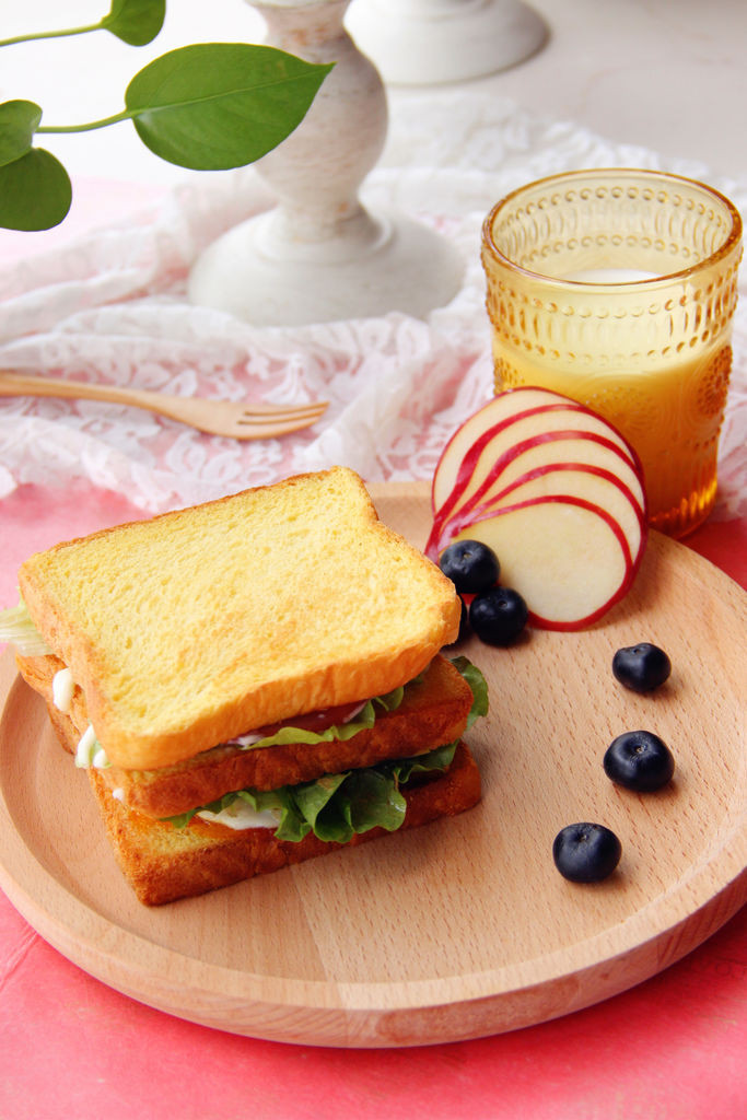 #利仁电饼铛试用之活力早餐三明治的做法
