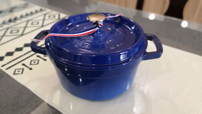 Staub铸铁锅开锅:养锅第一步