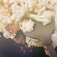 干煸五花肉花菜的做法图解5