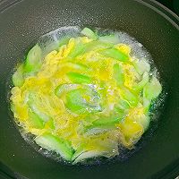 丝瓜鸡蛋汤的做法图解4