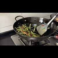 干煸豆角的做法图解6