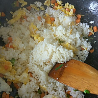 脆骨肠炒饭的做法图解5