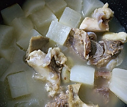 牛骨萝卜汤（特殊的味道）的做法