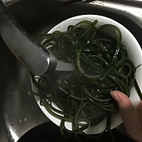 凉拌海带豆芽紫菜的做法图解5