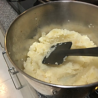黑椒火腿豆豆土豆泥的做法图解3