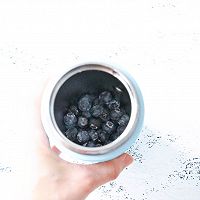 #爱乐甜夏日轻脂甜蜜#蓝莓酸奶雪糕的做法图解2